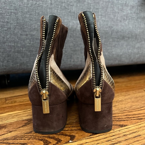 Michael by Michael Kors suede geometric detail zipper boots size 9.5 - Picture 4 of 7